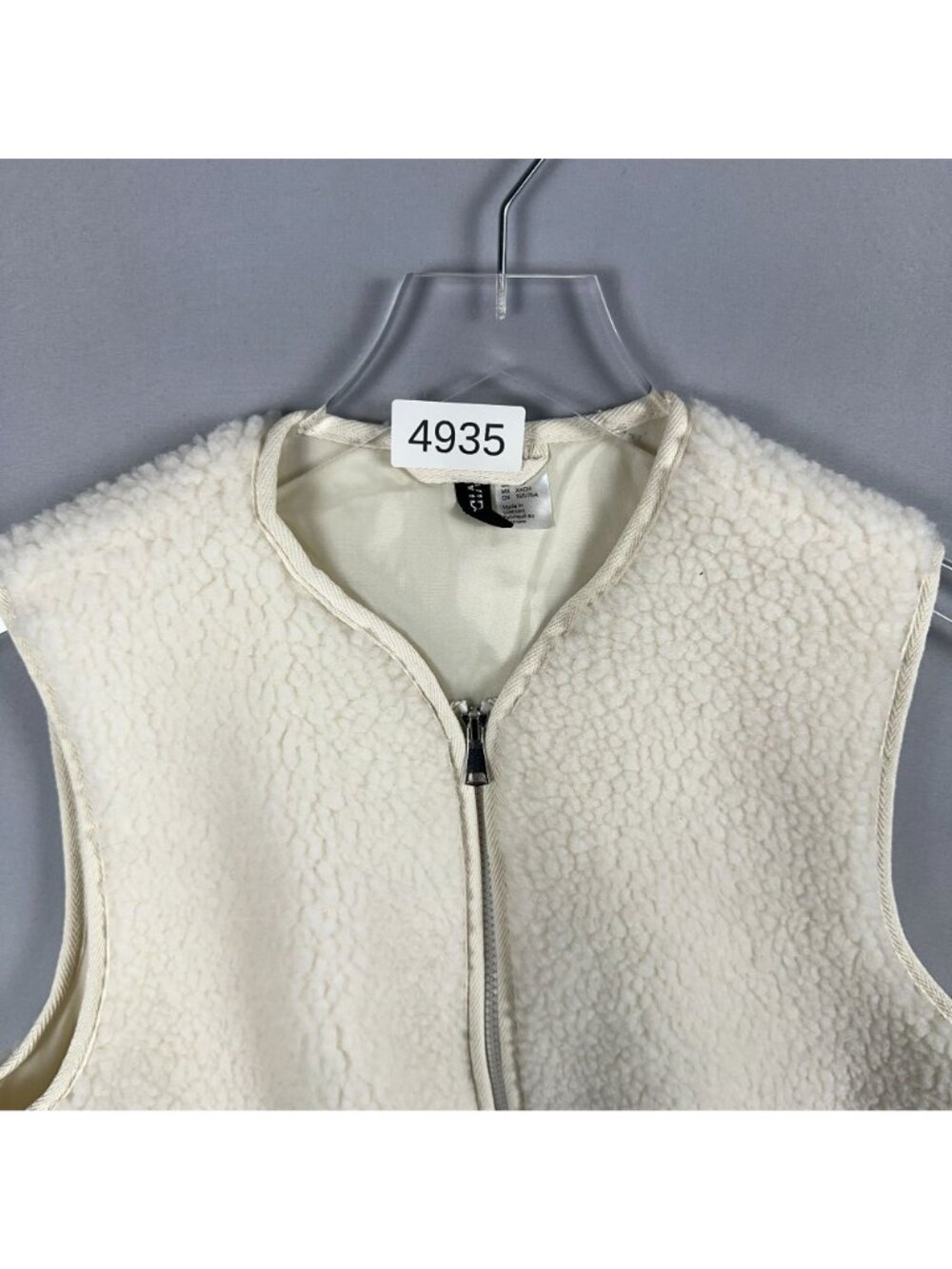Divided H&M Vest Size XXS White Teddy Sherpa Fleece Pockets Zip Front Outerwear - Picture 13 of 13
